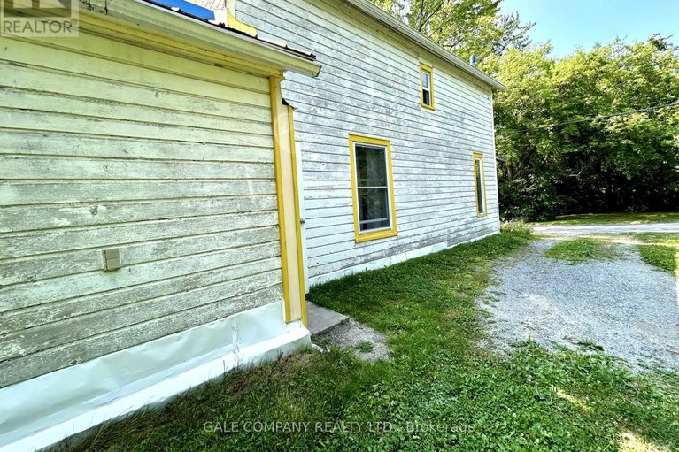 28710683/212-blakeney-road/pakenham/mississippi-mills/ontario/K0A1A0_38