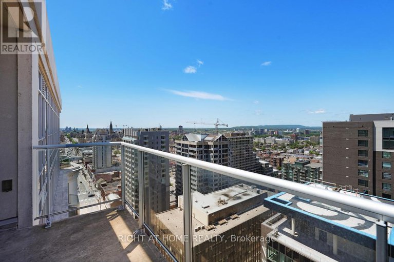 28769026/2802-242-rideau-street/sandy-hill/ottawa/ontario/K1N0B7_46
