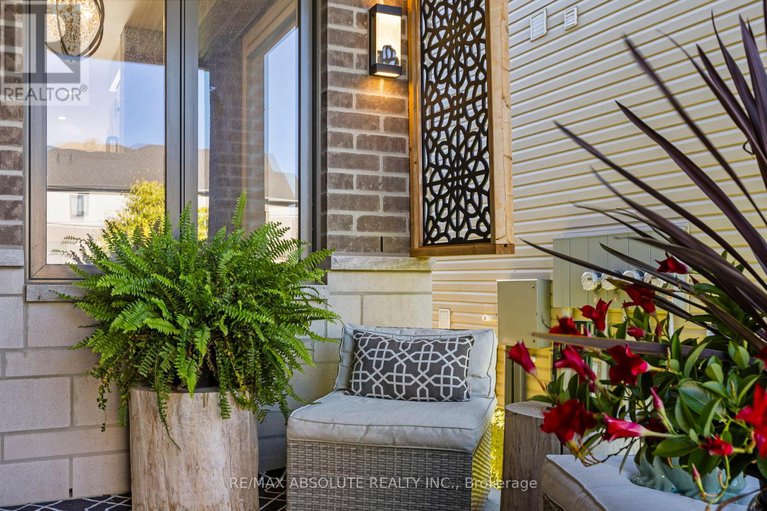 28939991/90-porter-street/stittsville-south/ottawa/ontario/K2S2L8_4