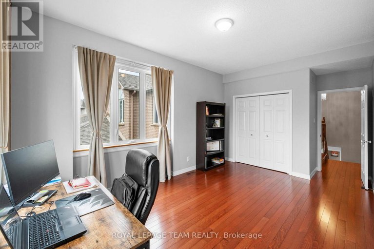 29614827/152-hunterswood-crescent/hunt-club-park/ottawa/ontario/K1G5W1_22