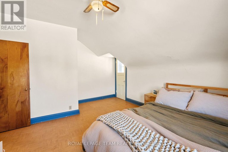 29425301/1727-reids-mills-road/north-dundas-mountain-twp/north-dundas/ontario/K0E1S0_24