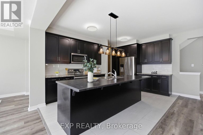 29644619/652-continental-avenue/emerald-meadowstrailwest/ottawa/ontario/K2V0R1_8