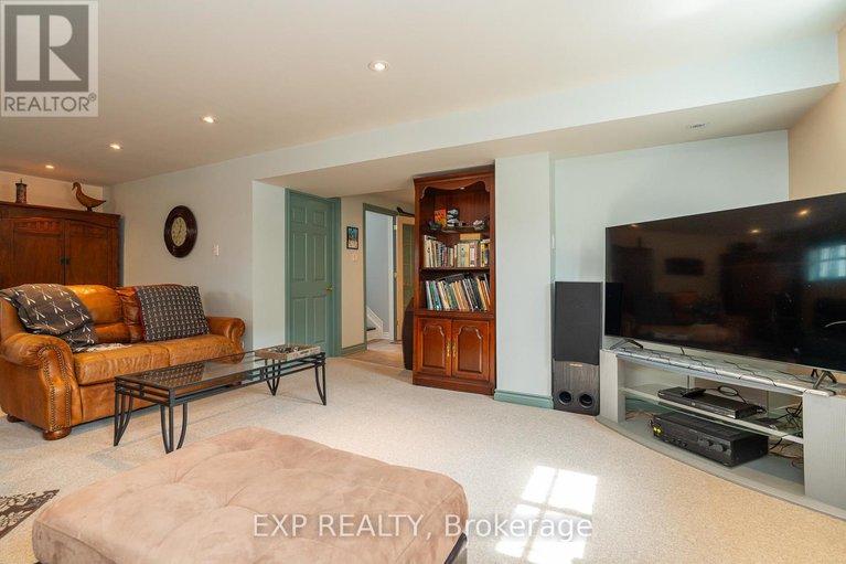 28844874/1828-lorraine-avenue/urbandale-acres/ottawa/ontario/K1H6Z8_31