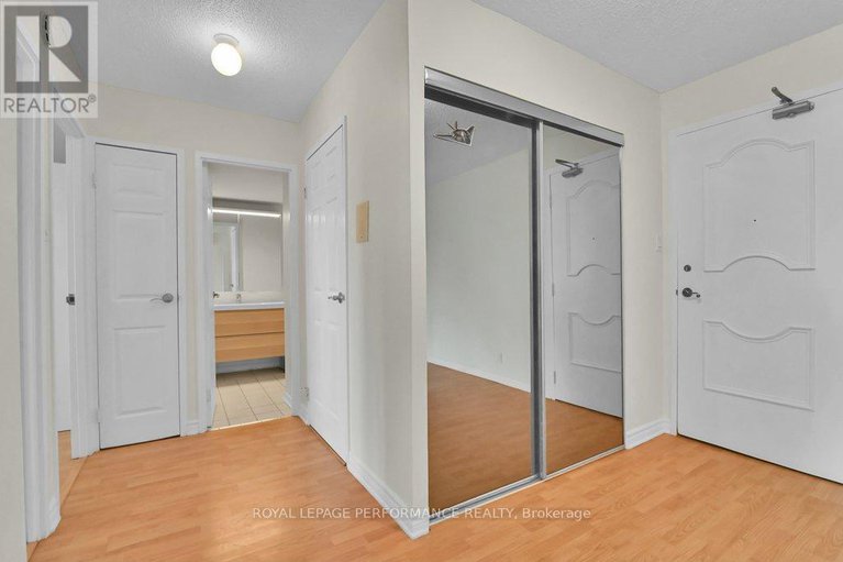 29160516/1010-158-a-mcarthur-avenue/vanier/ottawa/ontario/K1L7E7_22