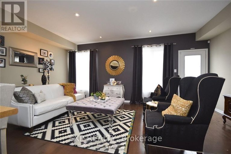 28589209/2197-descartes-street/notting-hillsummerside/ottawa/ontario/K4A0W4_17