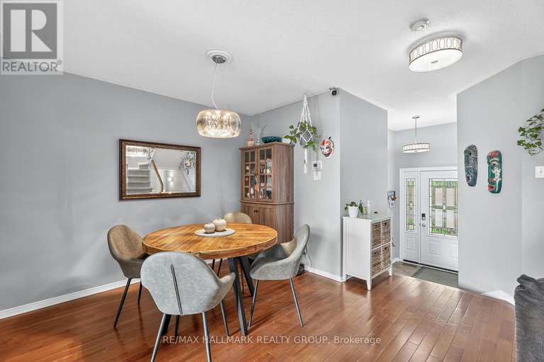 28702386/6212-arbourwood-drive/chapel-hill/ottawa/ontario/K1C7L6_8