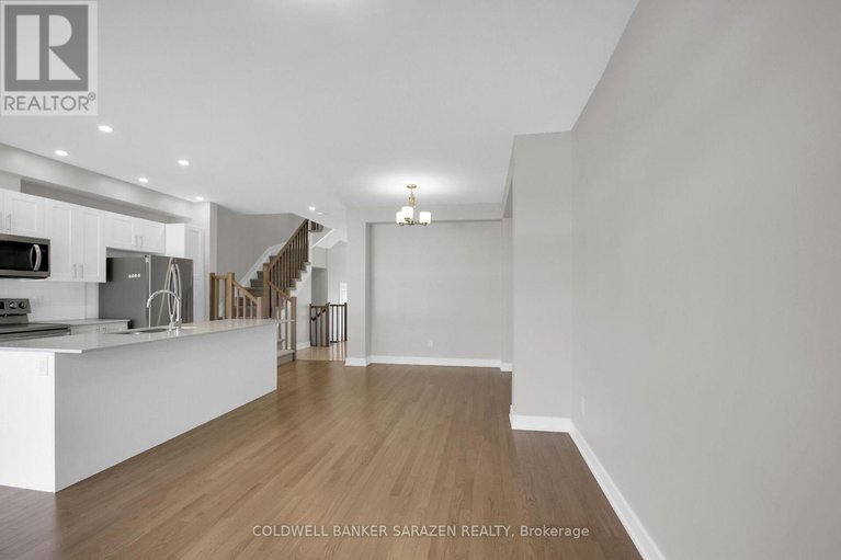 29037022/2029-allegrini-terrace/emerald-meadowstrailwest/ottawa/ontario/K2S1B6_15
