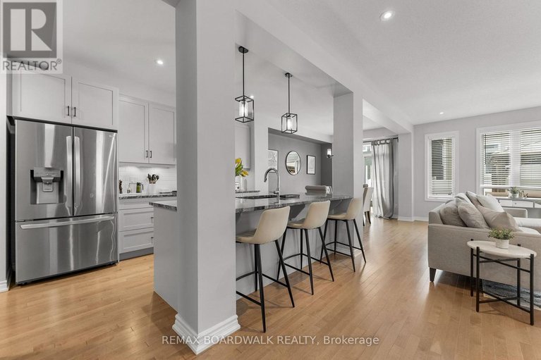 29594832/179-equitation-circle/goulbourn-twp-from-franktown-rdsouth-to-rideau/ottawa/ontario/K2V0H2_11