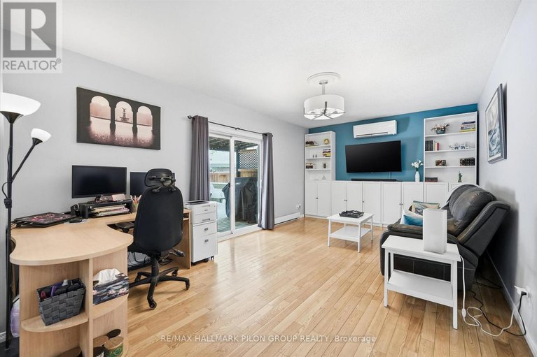 29408731/1326-dussere-street/convent-glen-south/ottawa/ontario/K1C1P4_11