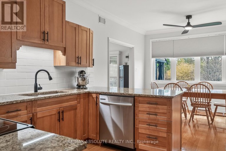 29681190/1801-rocklane-drive/kanata-north-west/ottawa/ontario/K2W1B5_21