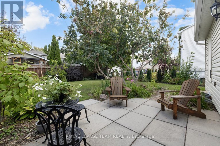28840948/1179-st-moritz-court/convent-glen-north/ottawa/ontario/K1C2B2_26