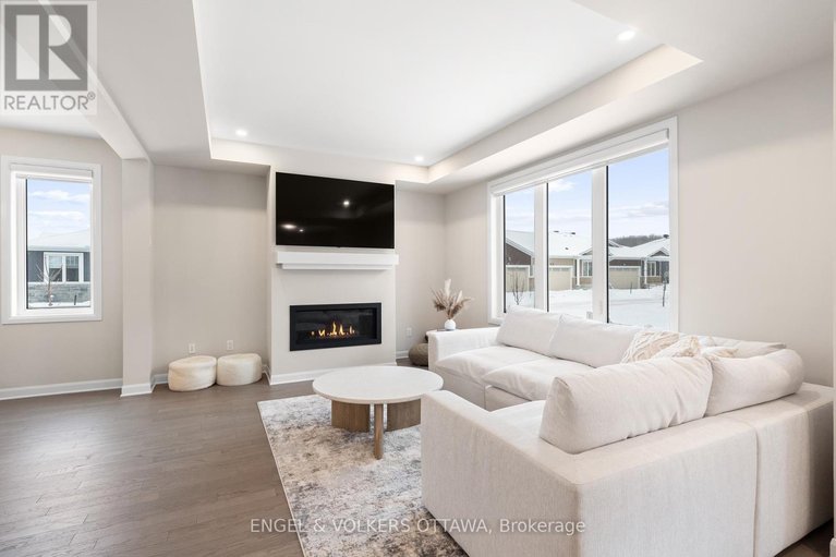 28163519/2053-wanderer-avenue/mahogany-community/ottawa/ontario/K4M0X1_7
