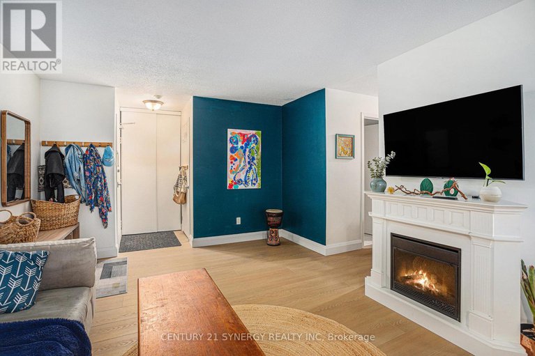28993564/204-270-brittany-drive/viscount-alexander-park/ottawa/ontario/K1K4M3_5