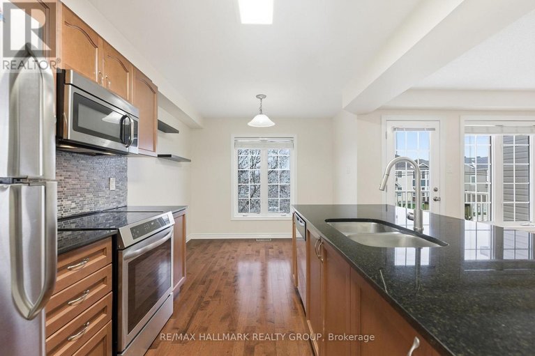 29592277/1875-maple-grove-road/stittsville-north/ottawa/ontario/K2S1B9_10