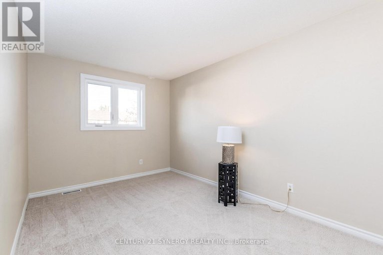 29079397/8-sundback-lane/katimavik/ottawa/ontario/K2L2W8_23