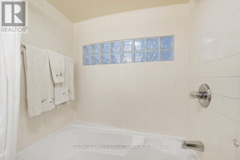 29560038/405-589-rideau-street/lower-town/ottawa/ontario/K1N6A1_26