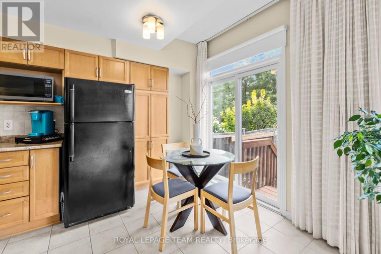 28804108/105-romina-street/emerald-meadowstrailwest/ottawa/ontario/K2S0H8_10
