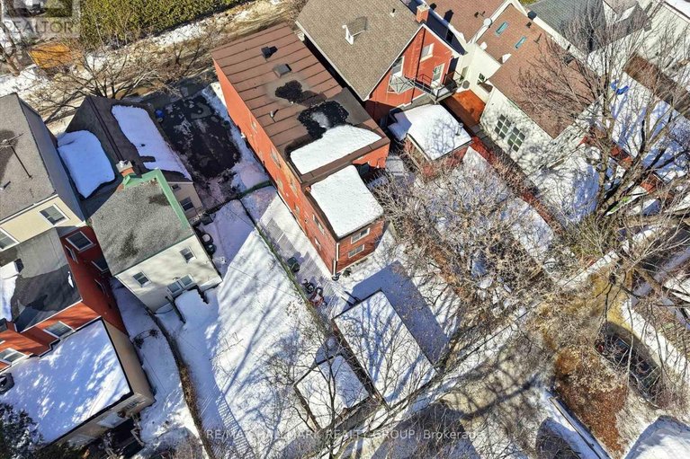 29465873/28-lewis-street/ottawa-centregolden-triangle/ottawa/ontario/K2P0S3_24