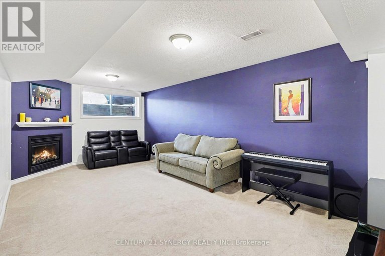 29595401/114-silvermoon-crescent/avalon-east/ottawa/ontario/K4A0P9_27