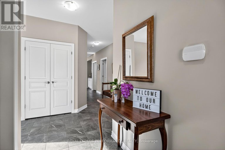 28914598/88-des-rails-street/town-of-rockland/clarence-rockland/ontario/K4K0K2_6