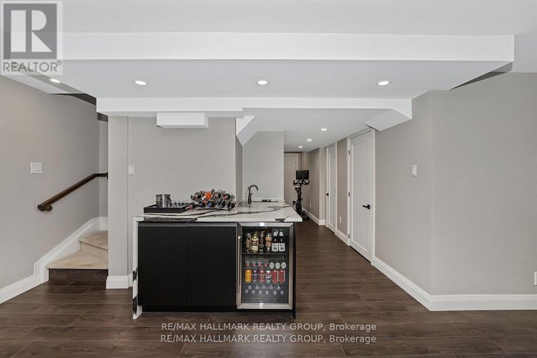 28798705/137-stedman-street/blossom-parkkemp-parkfindlay-creek/ottawa/ontario/K1T0B4_37