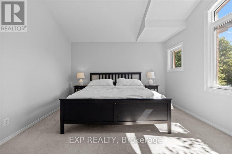 28638637/60-golders-green-lane/longfields/ottawa/ontario/K2J5G2_29