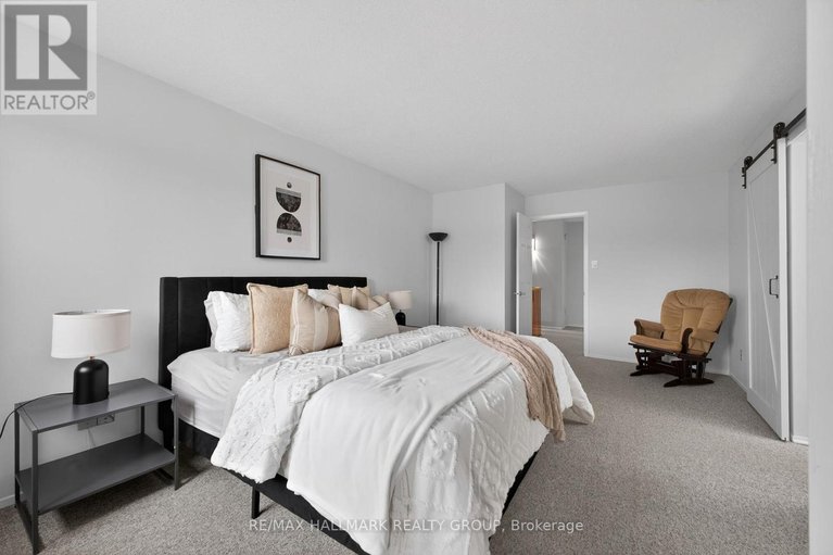 29595408/80-pickwick-drive/cedargrovefraserdale/ottawa/ontario/K2J3E2_20