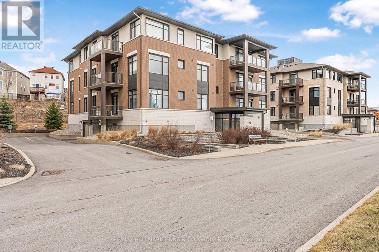 28198482/201-140-guelph-private/kanata-lakesheritage-hills/ottawa/ontario/K2T0J2_30