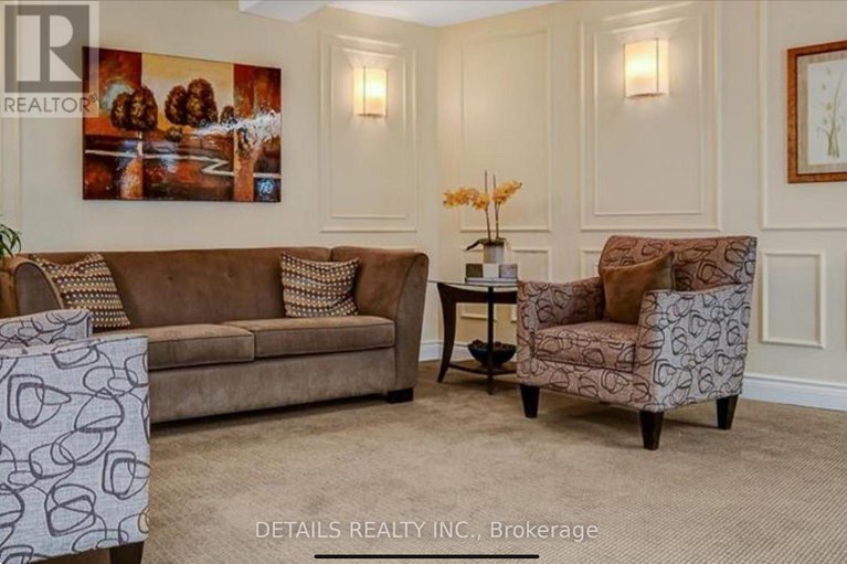 28779261/1102-1356-meadowlands-drive-e/borden-farmstewart-farmcarleton-heightsparkwood-hills/ottawa/ontario/K2E6K6_8