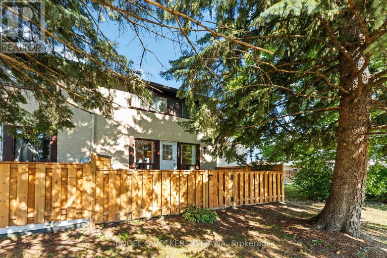 29382131/58-1375-bethamy-lane/beacon-hill-south/ottawa/ontario/K1J8P5_25