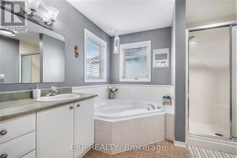 29453383/61-lamadeleine-boulevard/embrun/russell/ontario/K0A1W0_14