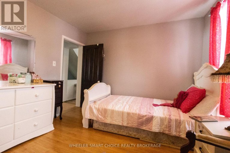 29234673/29-pine-street/ingleside/south-stormont/ontario/K0C1M0_33