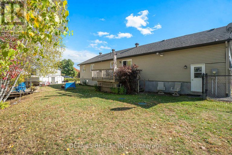 29073527/2043-paul-drive/clarencerockland-twp/clarence-rockland/ontario/K0A1E0_33