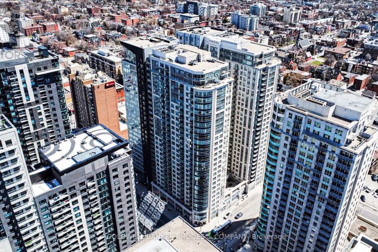 29669550/1809-242-rideau-street/sandy-hill/ottawa/ontario/K1N0B7_27