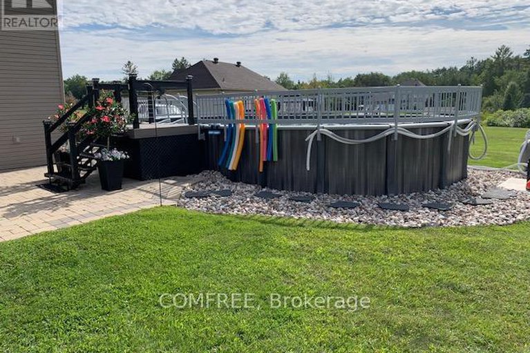 29439806/162-sophie-street/clarencerockland-twp/clarence-rockland/ontario/K4K1K7_27