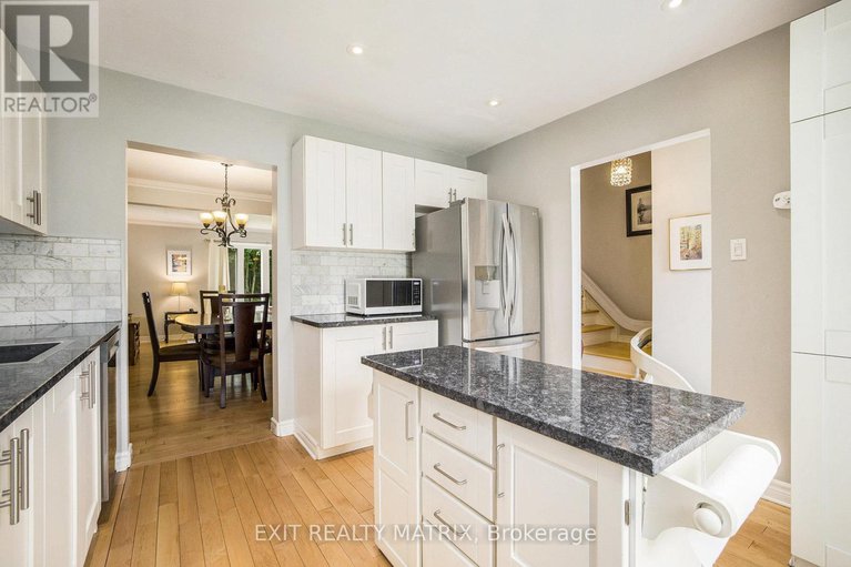 28740334/30-glen-park-drive/blackburn-hamlet-south/ottawa/ontario/K1B3Z2_21