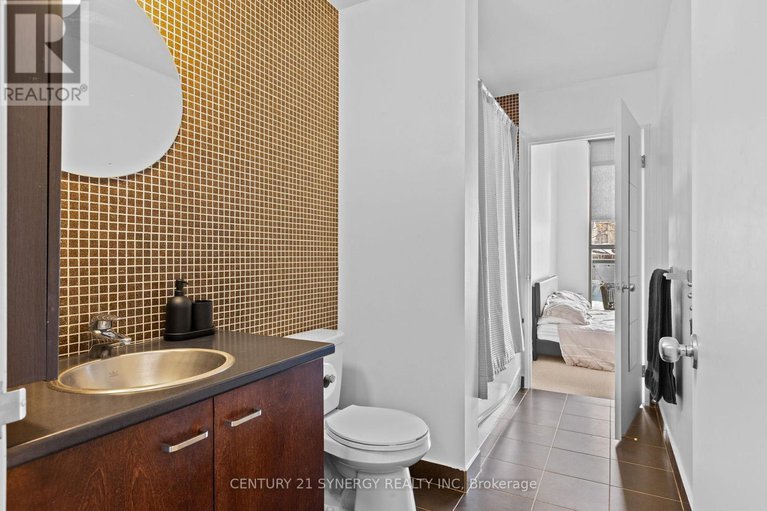 29376464/303-179-george-street/lower-townbyward-market/ottawa/ontario/K1N1J8_19