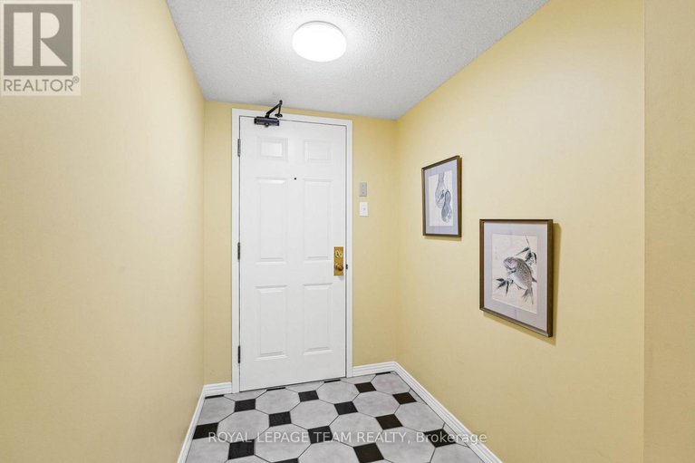 28310717/11-253-botanica-private/civic-hospital/ottawa/ontario/K1Y4P8_3