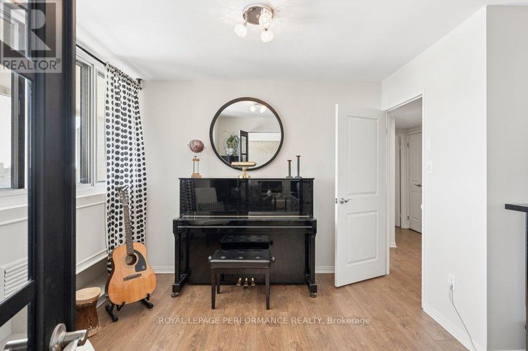 29429184/1608-500-laurier-avenue-w/ottawa-centre/ottawa/ontario/K1R5E1_22