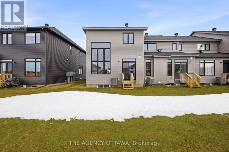 29453546/1132-spoor-street/rural-kanata-central/ottawa/ontario/K2K1X7_29