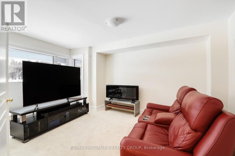 29354070/5-nautica-private-private/crystal-beach/ottawa/ontario/K2H1E5_4