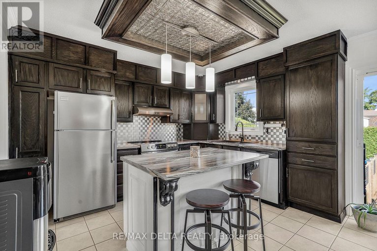 28831349/381-dalrymple-drive/town-of-rockland/clarence-rockland/ontario/K4K1G9_9
