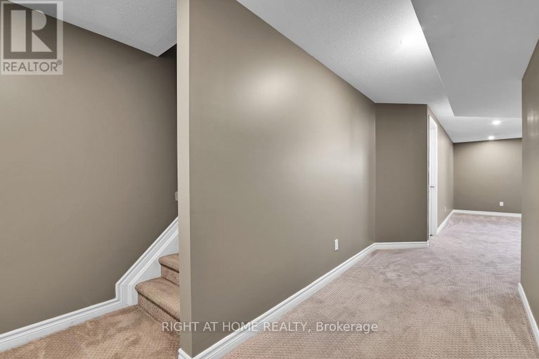 29583768/213-esturgeon-street/avalon-west/ottawa/ontario/K4A1G3_28