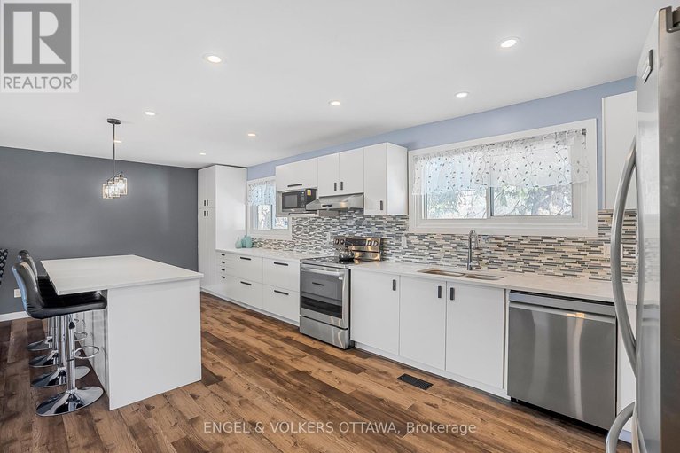 28017649/1427-rosebella-avenue/blossom-parkkemp-parkfindlay-creek/ottawa/ontario/K1T1E5_12