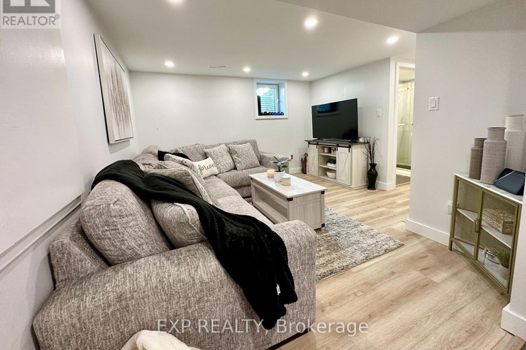 29339808/44-sherry-lane/manordale/ottawa/ontario/K2G3L8_21