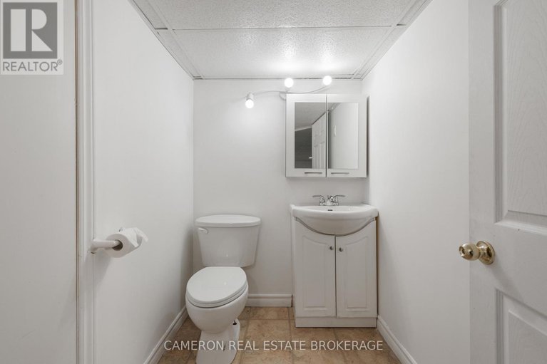 29090581/8-head-street/lancaster/south-glengarry/ontario/K0C1N0_26