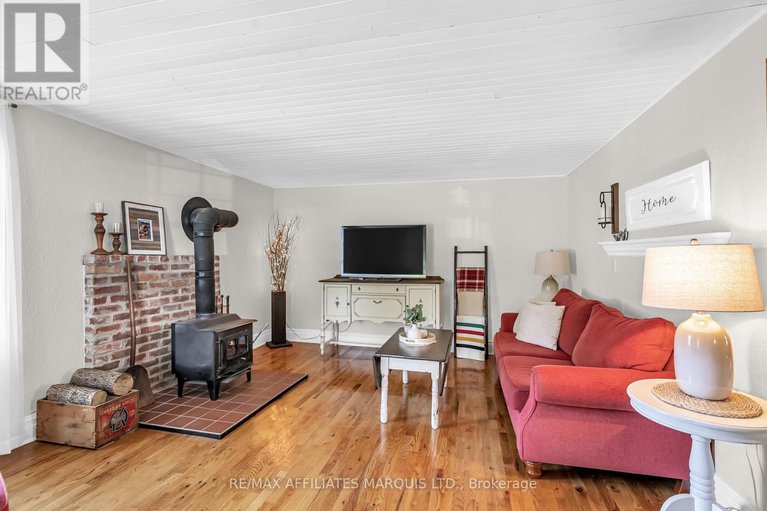 28331600/19662-john-street/south-glengarry-charlottenburgh-twp/south-glengarry/ontario/K0C2J0_4