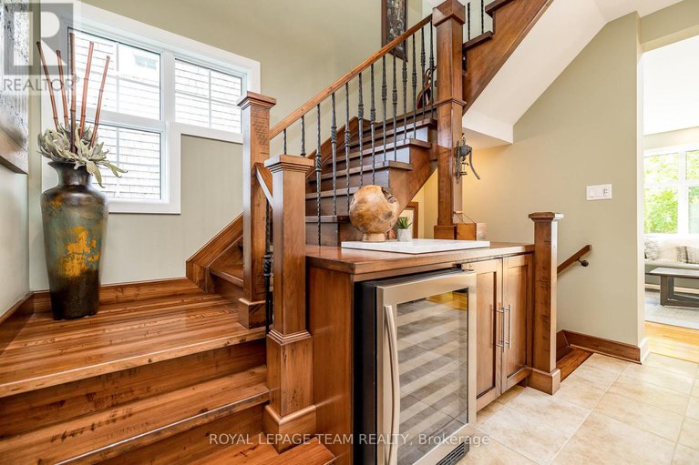 28462571/19-turtle-point-private/morgans-grantsouth-march/ottawa/ontario/K2K3P1_21