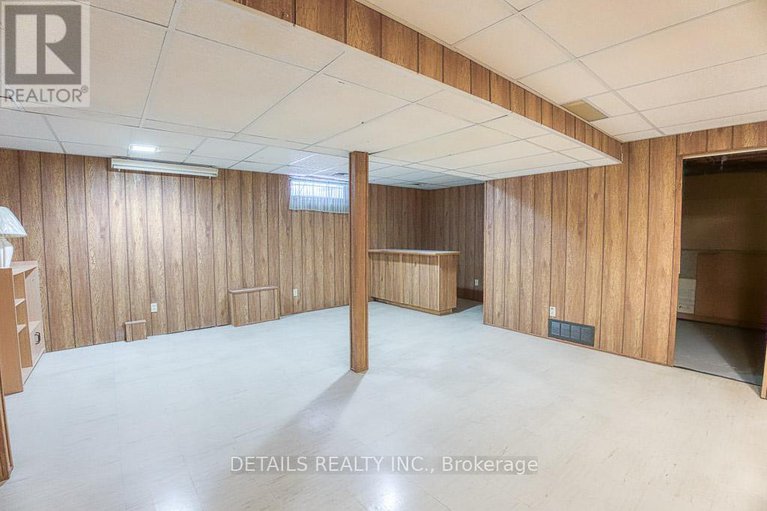 27963218/419-viewmount-drive/borden-farmstewart-farmcarleton-heightsparkwood-hills/ottawa/ontario/K2E7P1_24