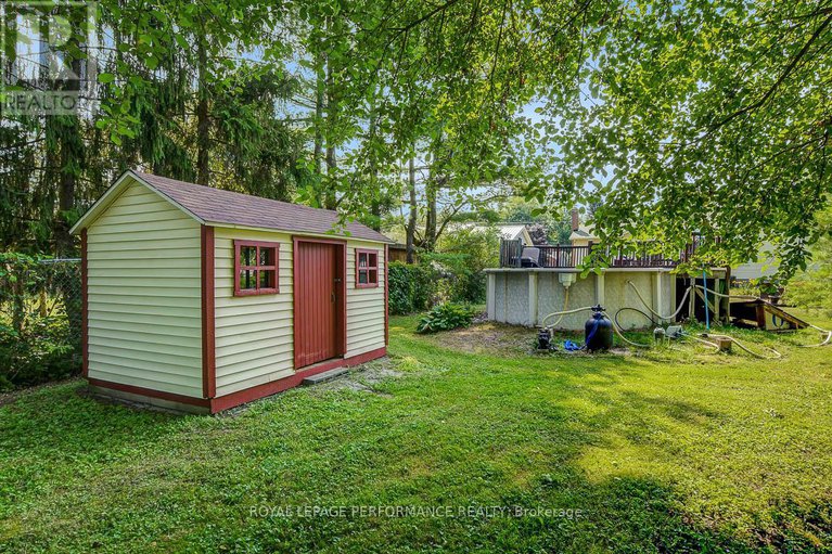 28805867/124-des-pins-street/village-of-russell/russell/ontario/K4R1C5_44